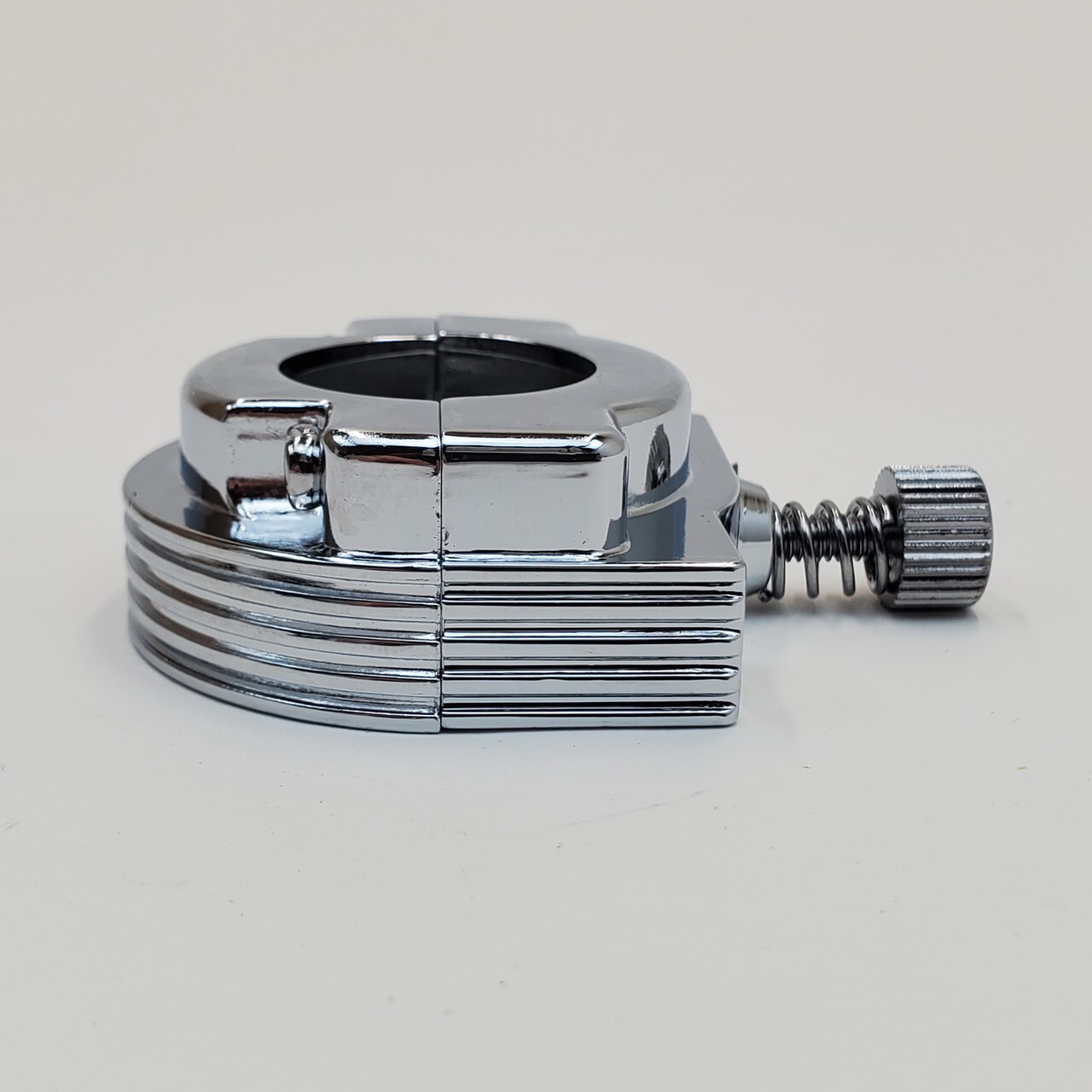 Harley Style CHROME Throttle Housing Clamp for 1″ Bars – 1/4″-20 Single Cable