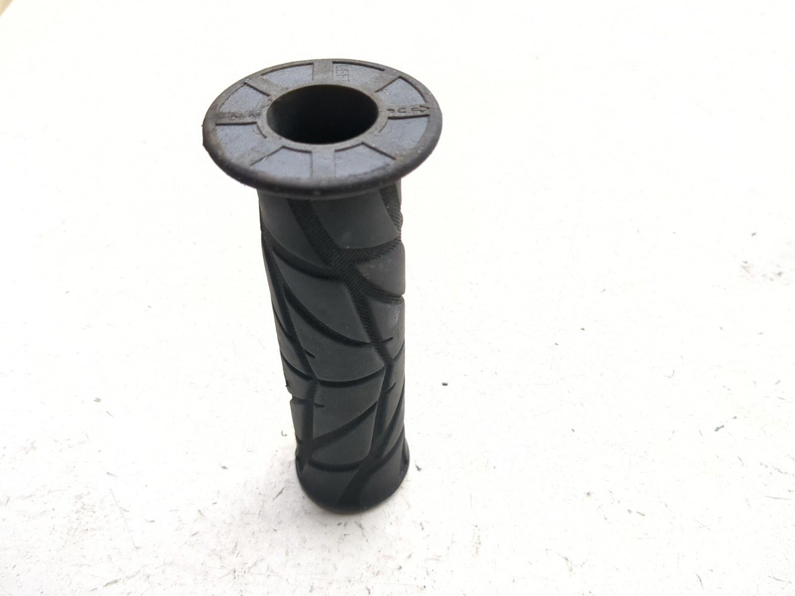 13-15 Ducati Hypermotard 821 Front Left Right Spider Grip Set