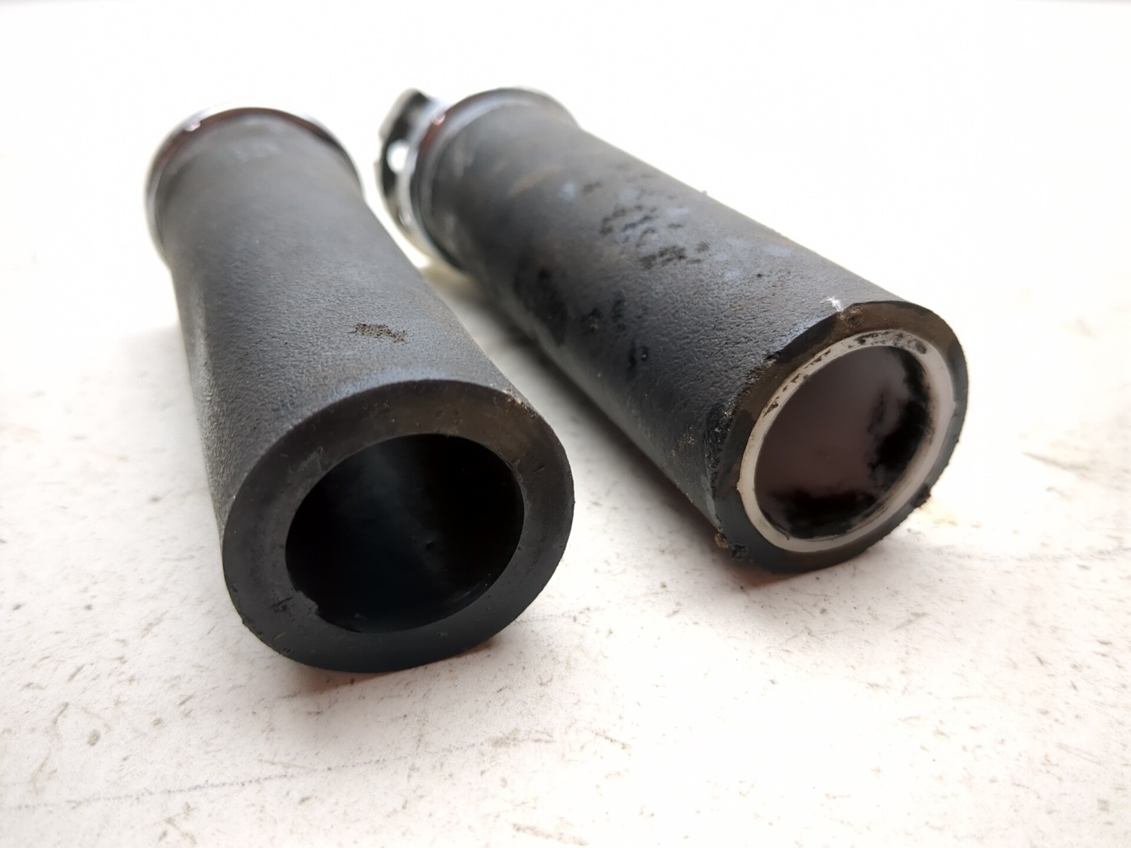 87-08 Suzuki VS1400 Intruder 1400 Front Left & Right Handlebar Grip