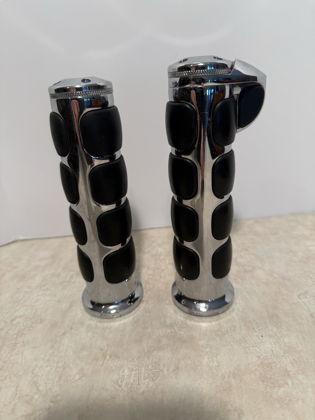 Preowned Kuryakyn ISO-Grips