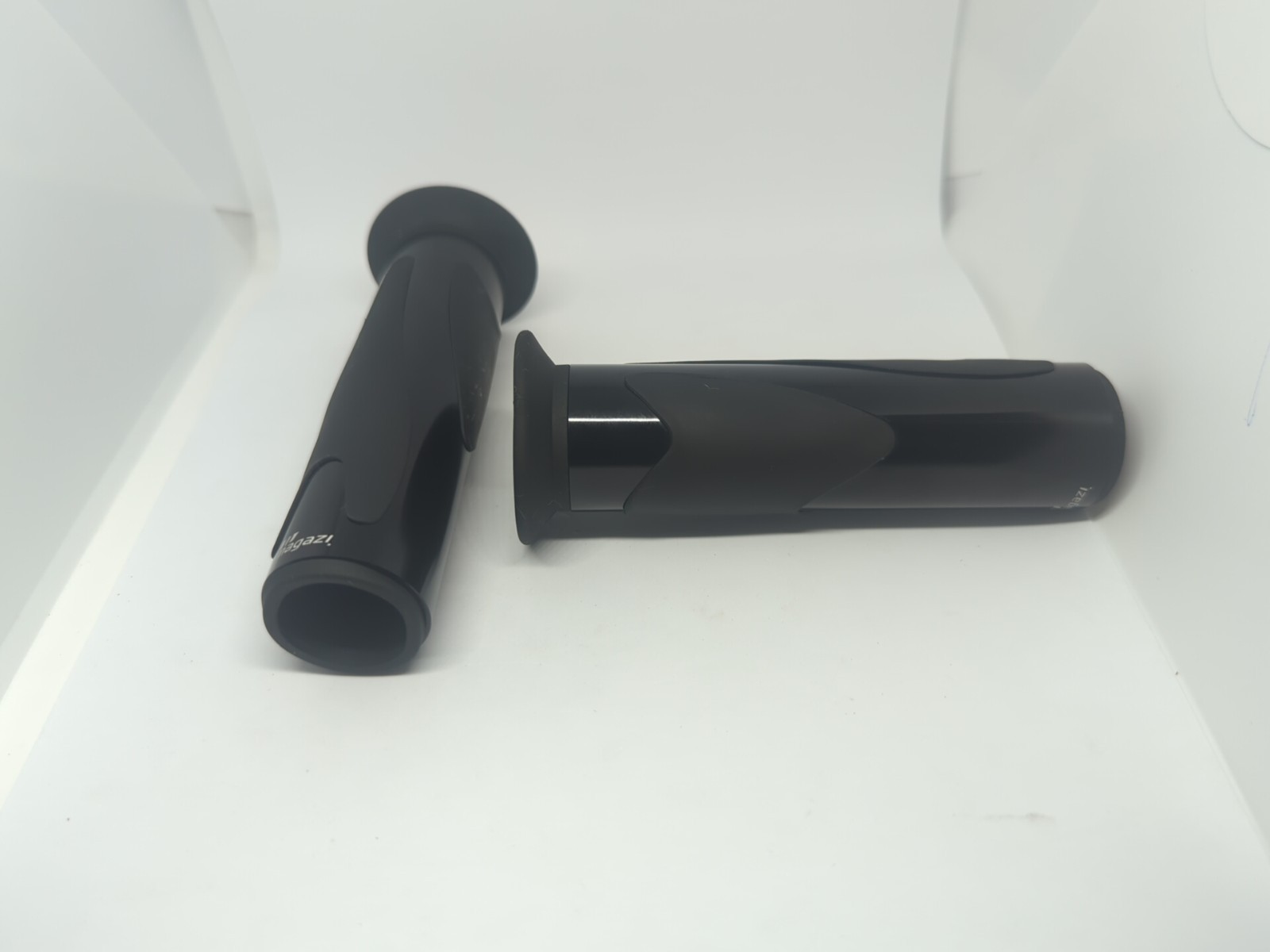 2x Lava Black Handlebar Grip (22mm+25mm) Rubber