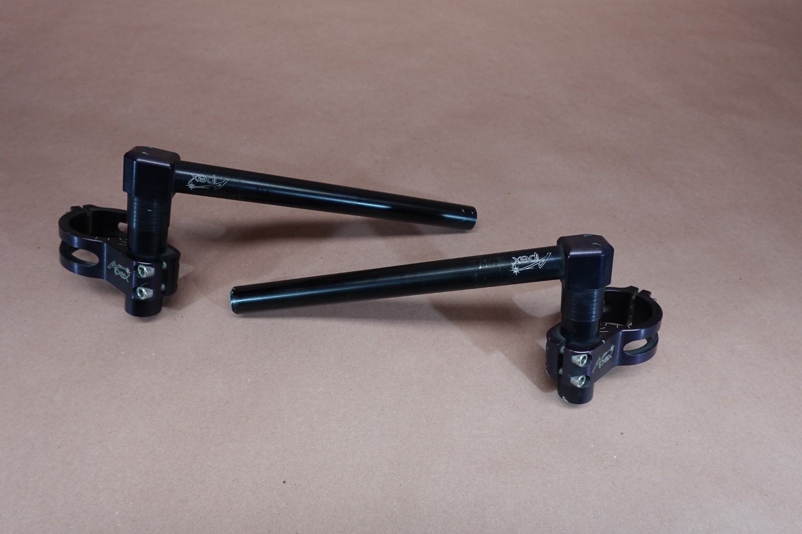 2004-2005 YAMAHA YZF R1 YZFR1 Right Left Clip On Handlebar Grip Set