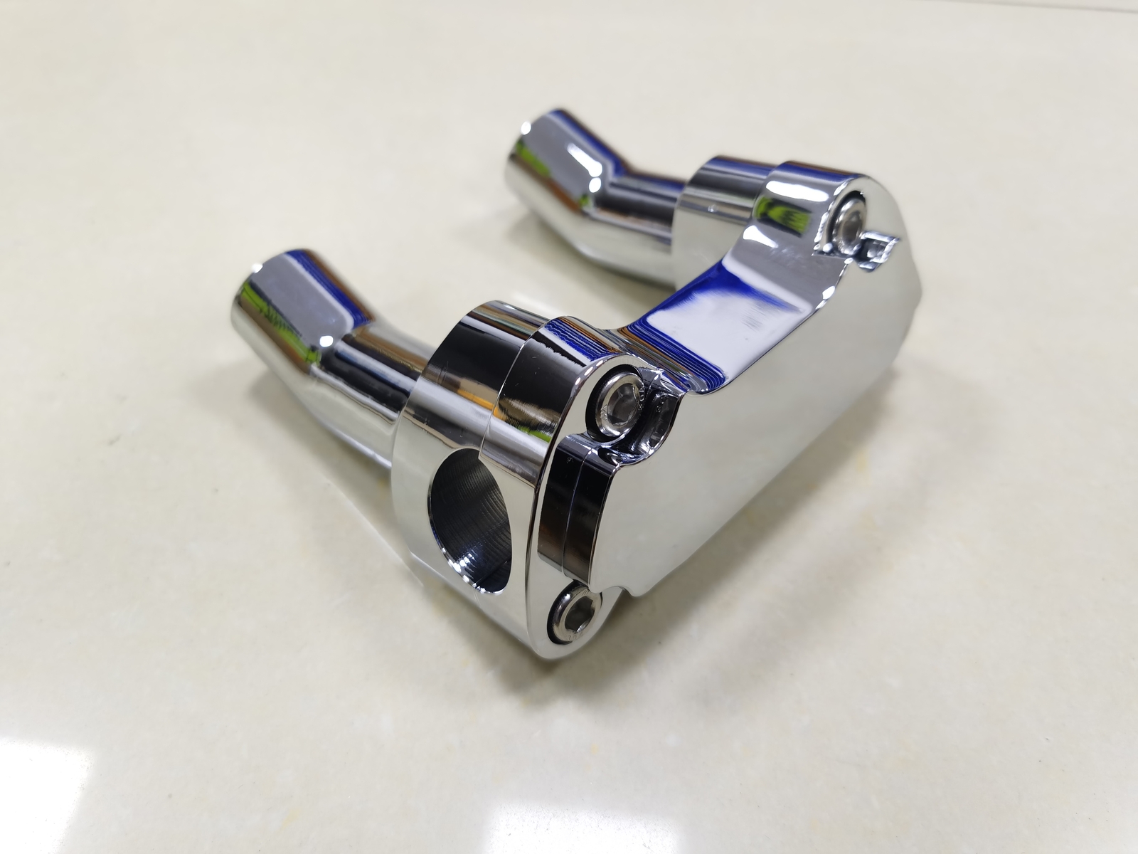 Chrome 3.5″ Handlebar Riser Clamp For Harley Heritage Softail Road Glide FLTR