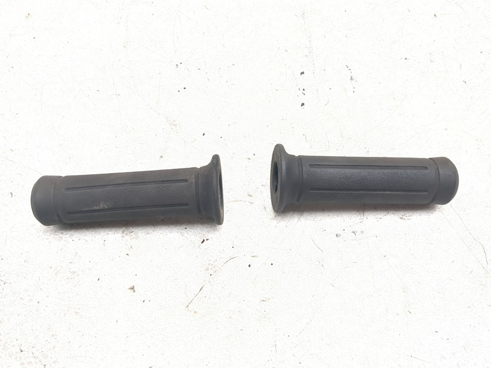 08-12 Honda Elite 110 NHX110 Front Left Right Handlebar Grip Set TRSH JT