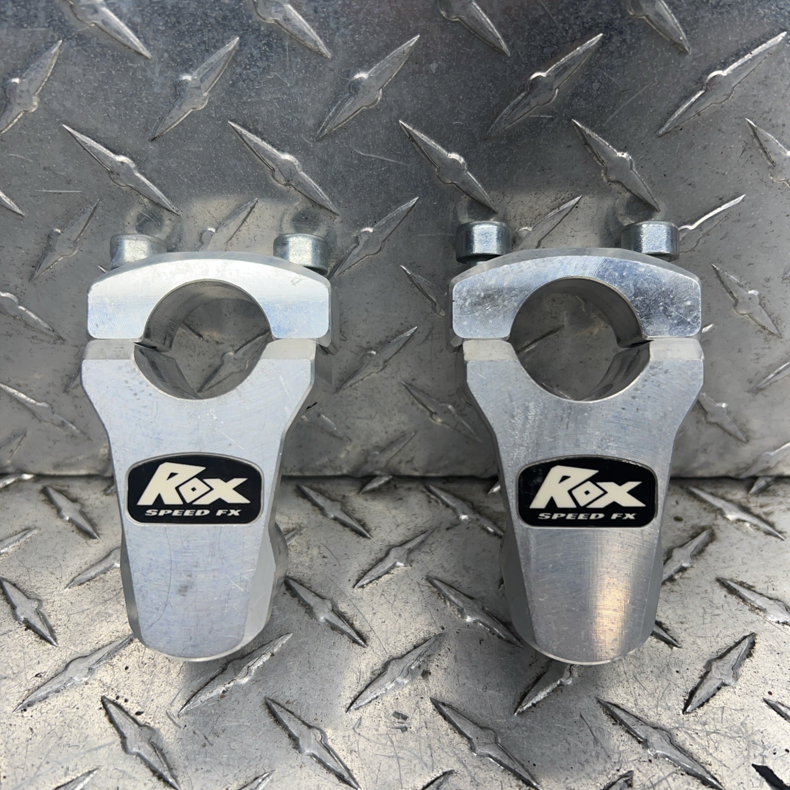 Rox Speed FX Pivot Handlebar Riser 2in tall Natural F.3