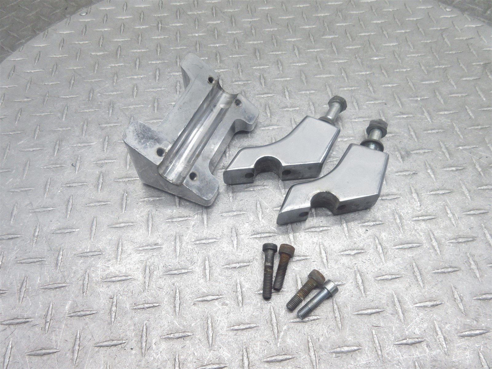 1995 95-99 Honda VT1100C2 Shadow ACE Handlebar Riser Clamp Mount Upper Lower Lot