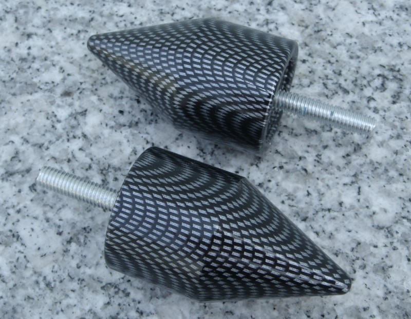 Yamaha YZF R6 R1 CARBON SPIKE HANDLE BAR ENDS