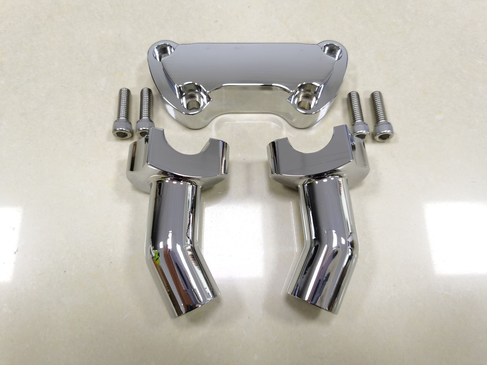 Chrome 3.5″ Handlebar Riser Clamp For Harley Heritage Softail Road Glide FLTR