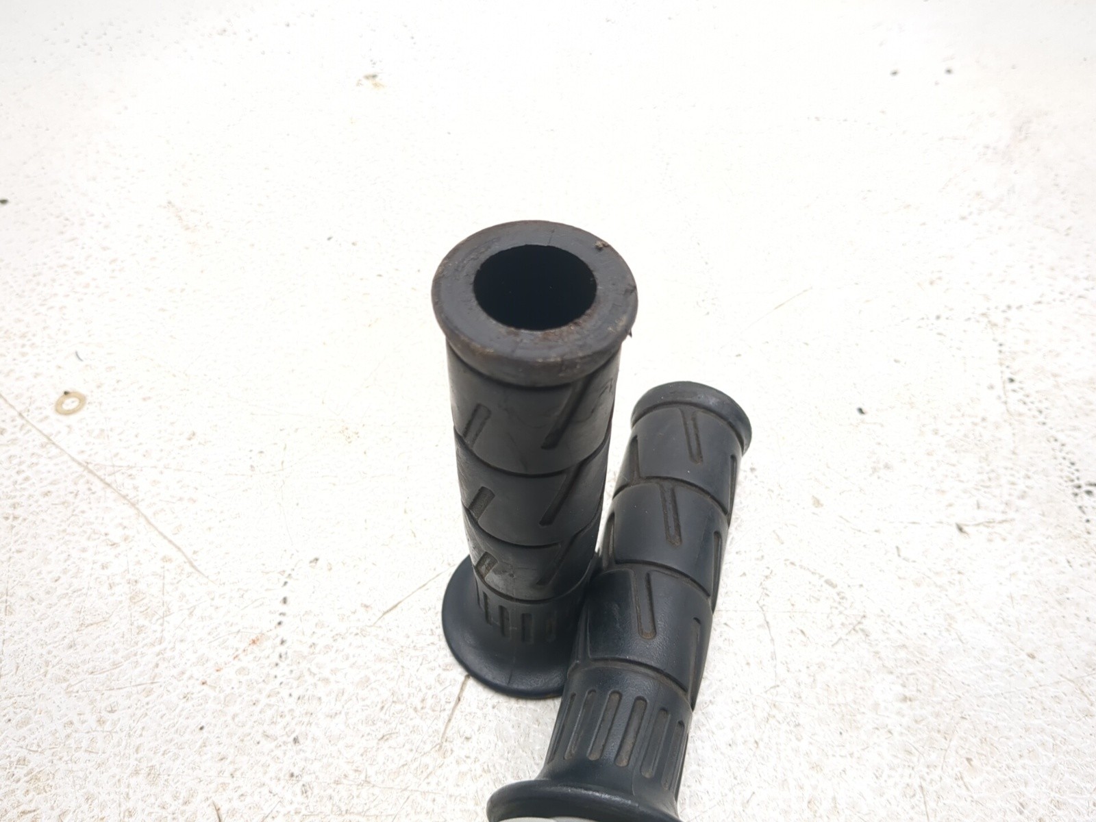 15-18 Kawasaki KLZ 1000 Versys LT Front Left & Right Handlebar Grips