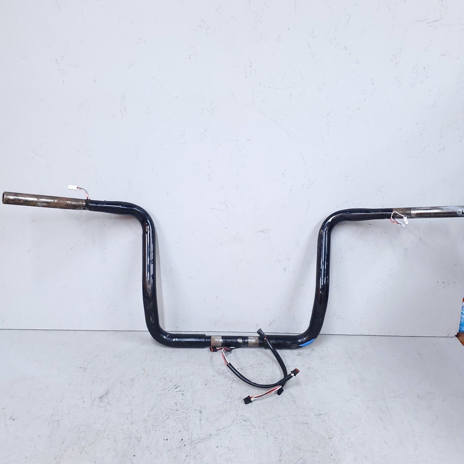 Harley Street Glide Ape Hangers Handlebars 12″ Inch Tapered Black 14-Later