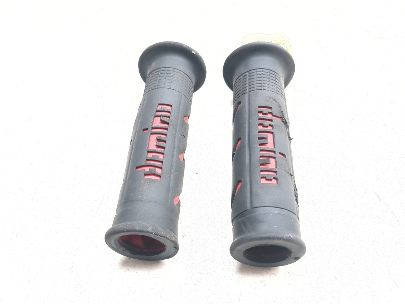 01-06 Honda CBR 600 F4i Front Left Right Domino X2 Handlebar Grips
