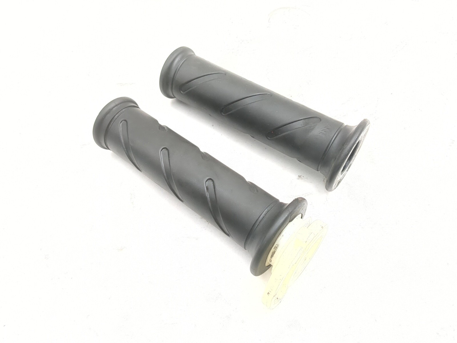 00-03 Ducati M900 Monster 900 IE Front Left Right Handlebar Grips 65620121A