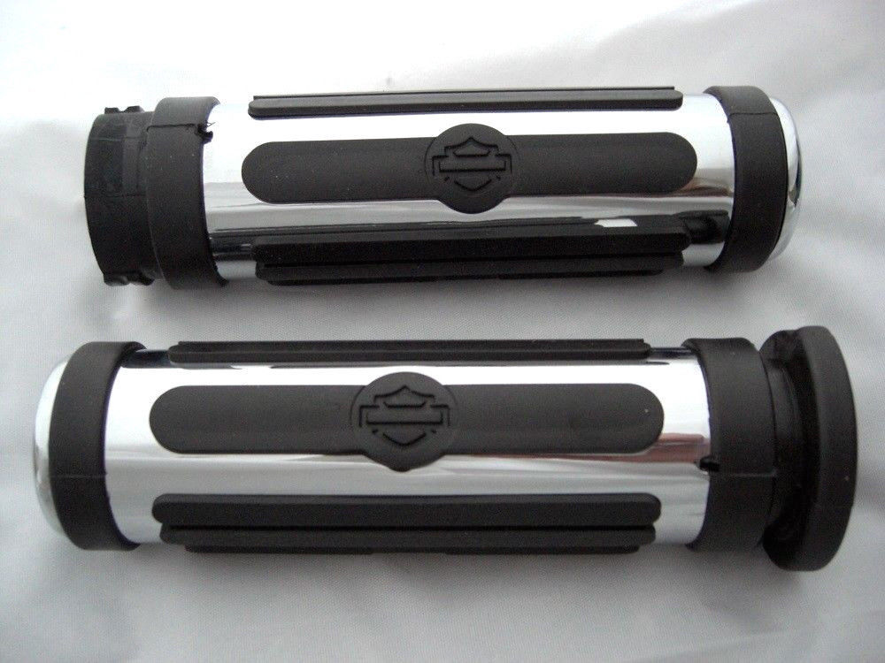 Harley OEM NEW Chrome and Rubber Hand Grips -Pair – 56263-96A USA MADE
