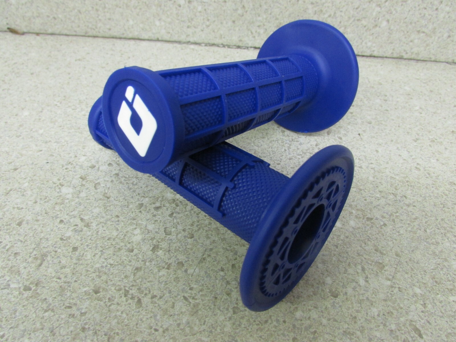 NEW ODI BLUE MX GRIPS YAMAHA YZ80 YZ85 YZ125 YZ250 YZ250F YZ426 YZ450F YZ400 YZ