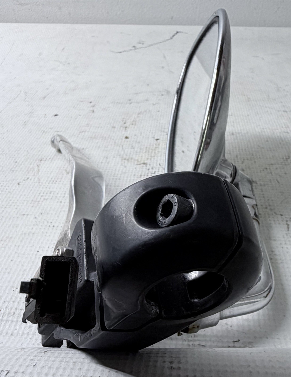 2014 Victory Cross Country Tour Front Left Clutch Perch Lever 1322603