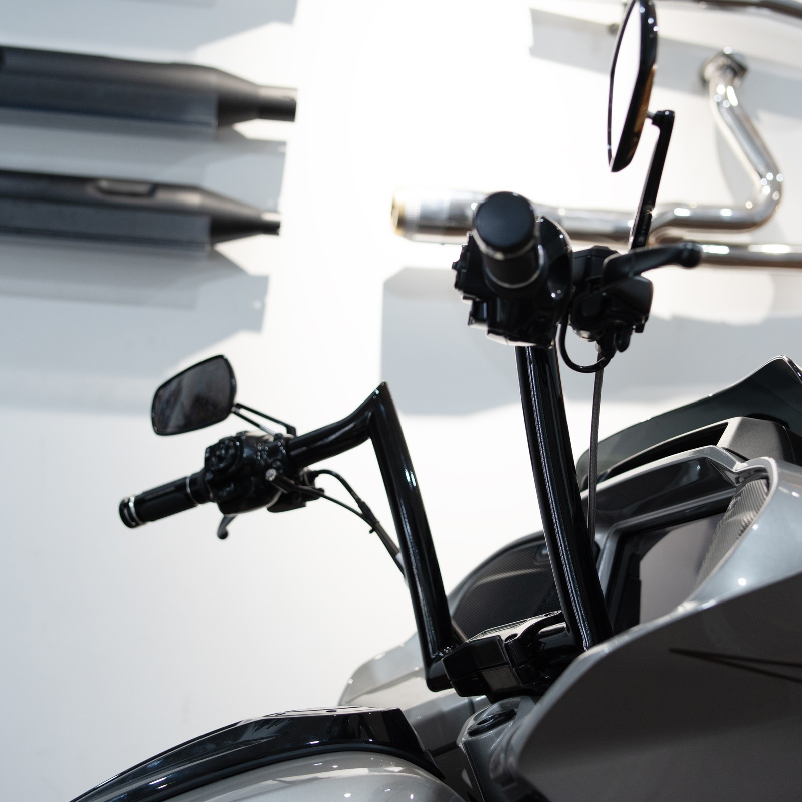 12inch Handlebar fit Harley Davids CVO Road Glide 2024+，Road Glide2025+ Black