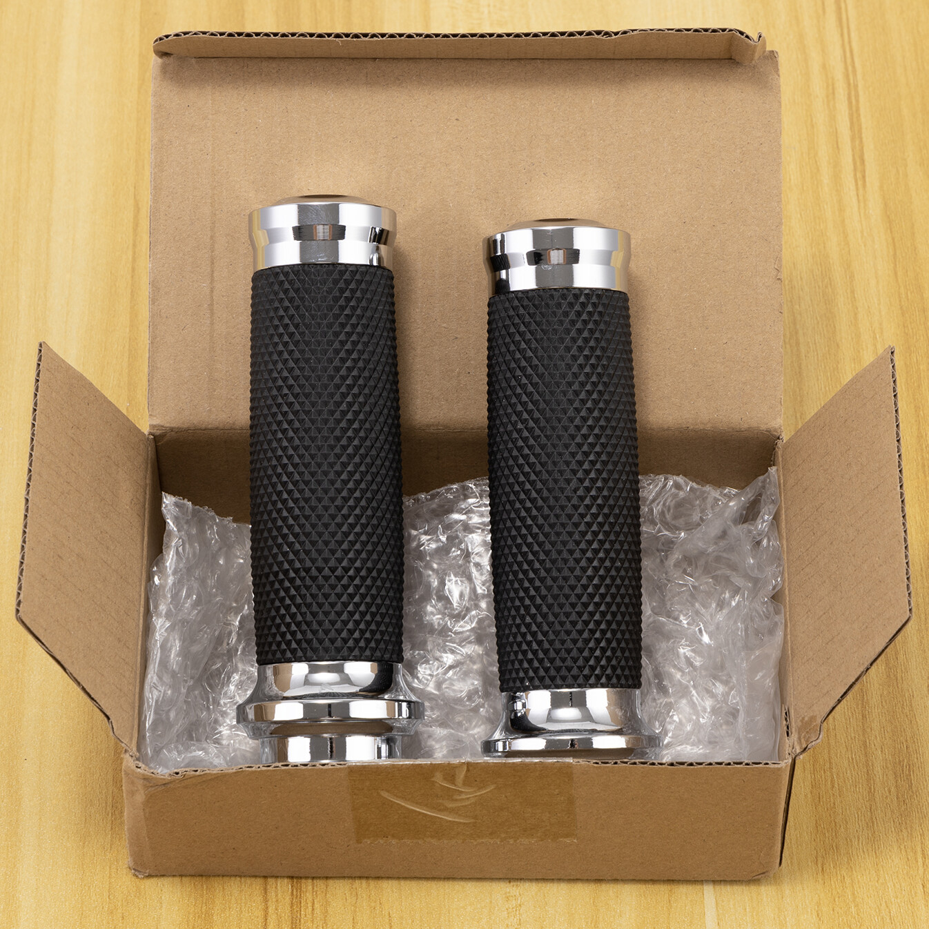2pcs Motorcycle 1″ Handlebar Hand Grips For Harley Touring Electra Glide Dyna US