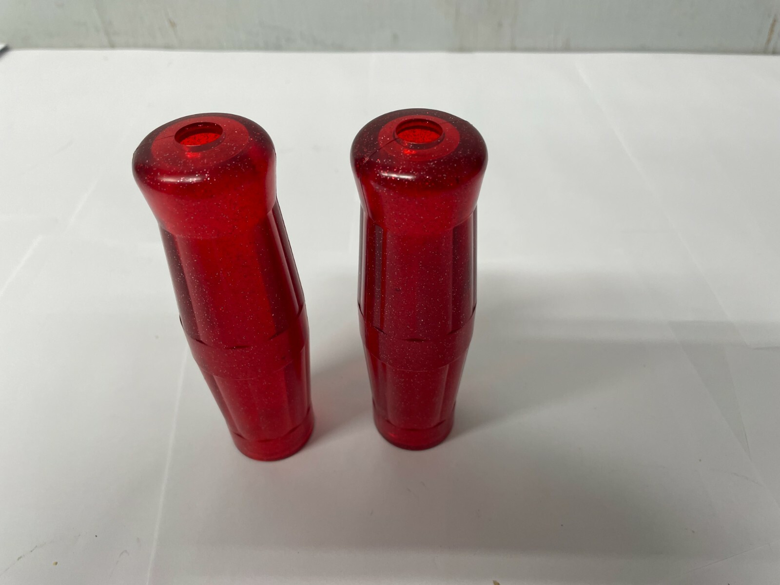 Suzuki Vintage style red Metal flake coke bottle street bike Grips 7/8″ 130MM