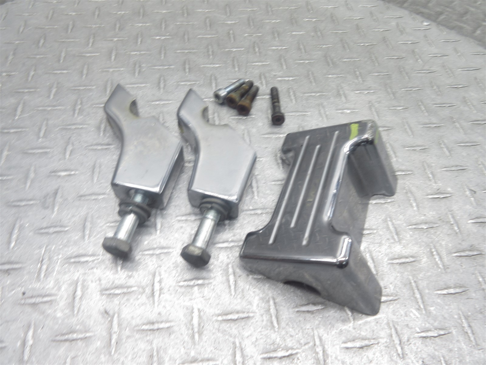 1995 95-99 Honda VT1100C2 Shadow ACE Handlebar Riser Clamp Mount Upper Lower Lot