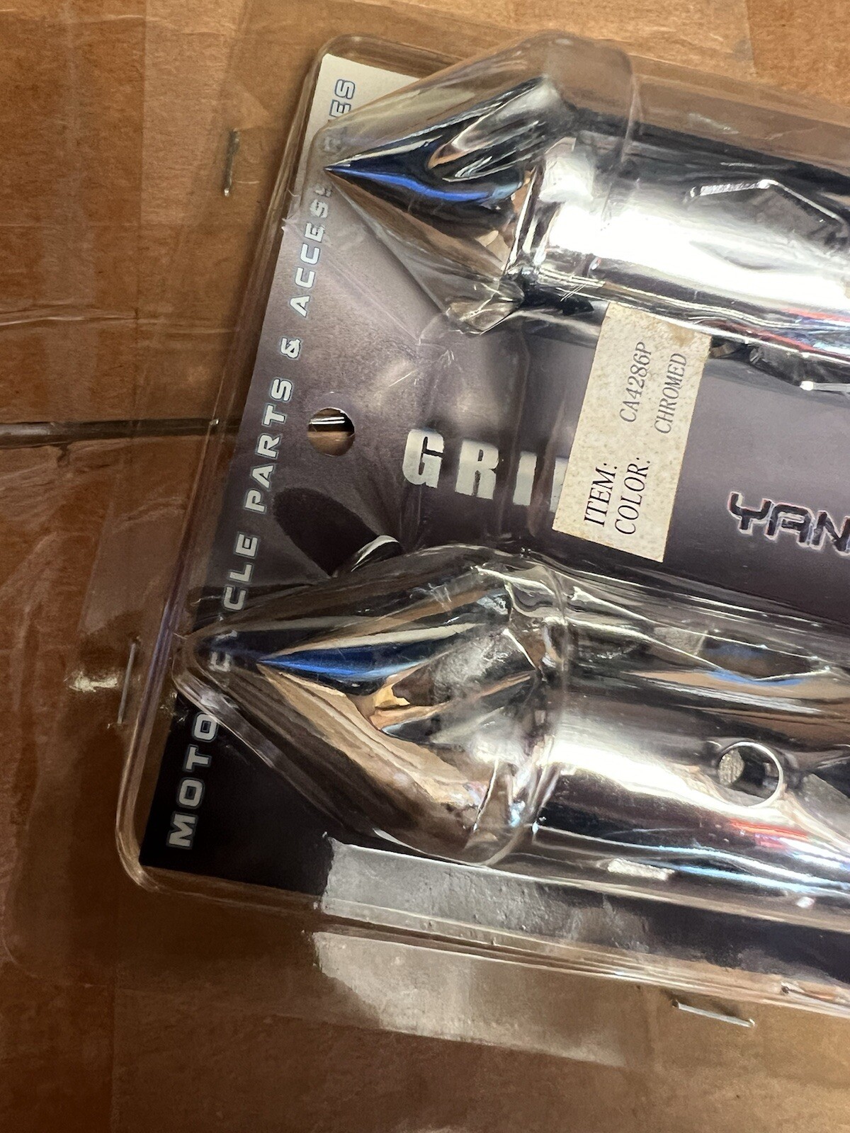 Motorcycle CA4286P Chrome Universal Fit Diamond Cut-Out Design Grip Pointed Ends