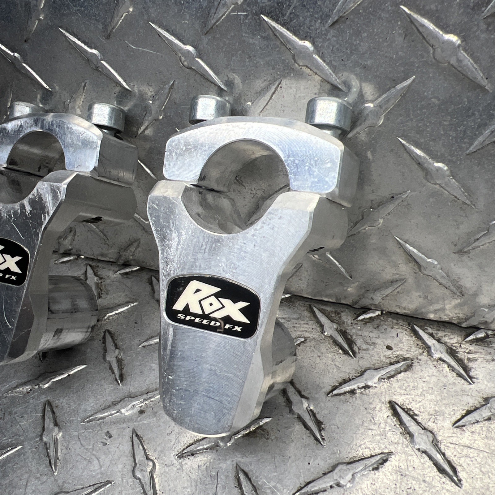 Rox Speed FX Pivot Handlebar Riser 2in tall Natural F.3