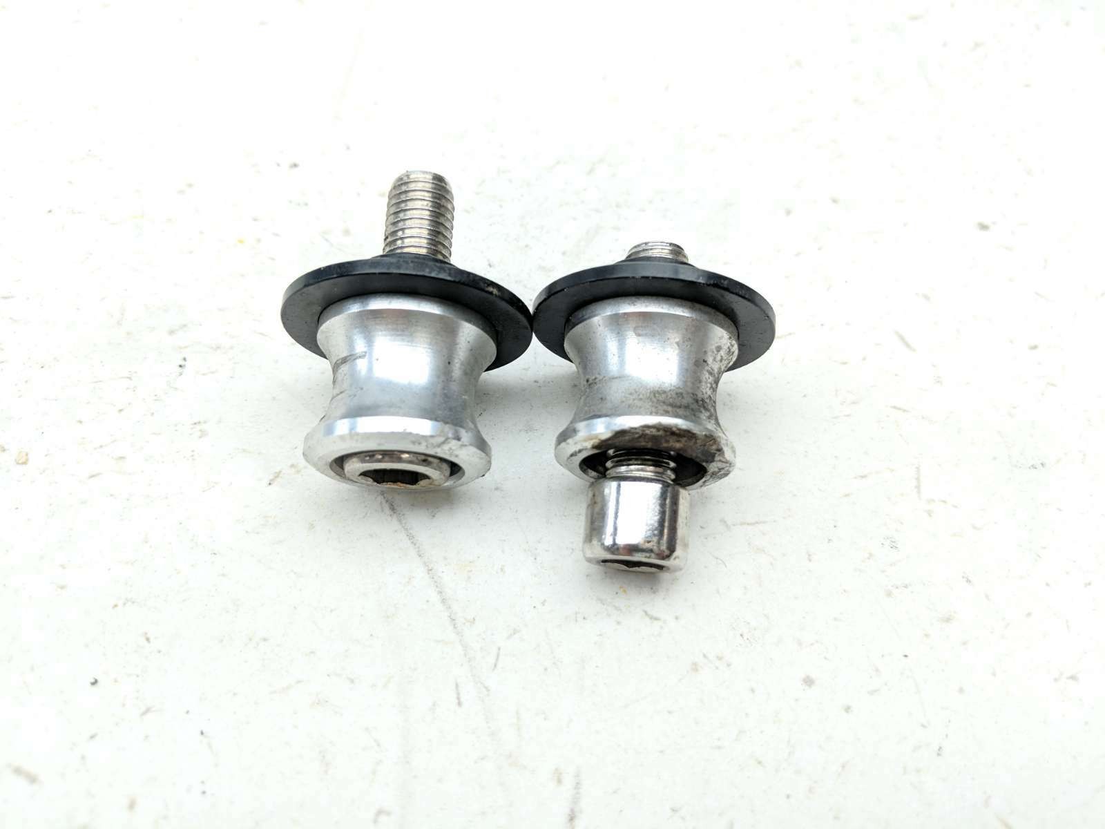 19 20 KTM Adventure 790 Swingarm Spools
