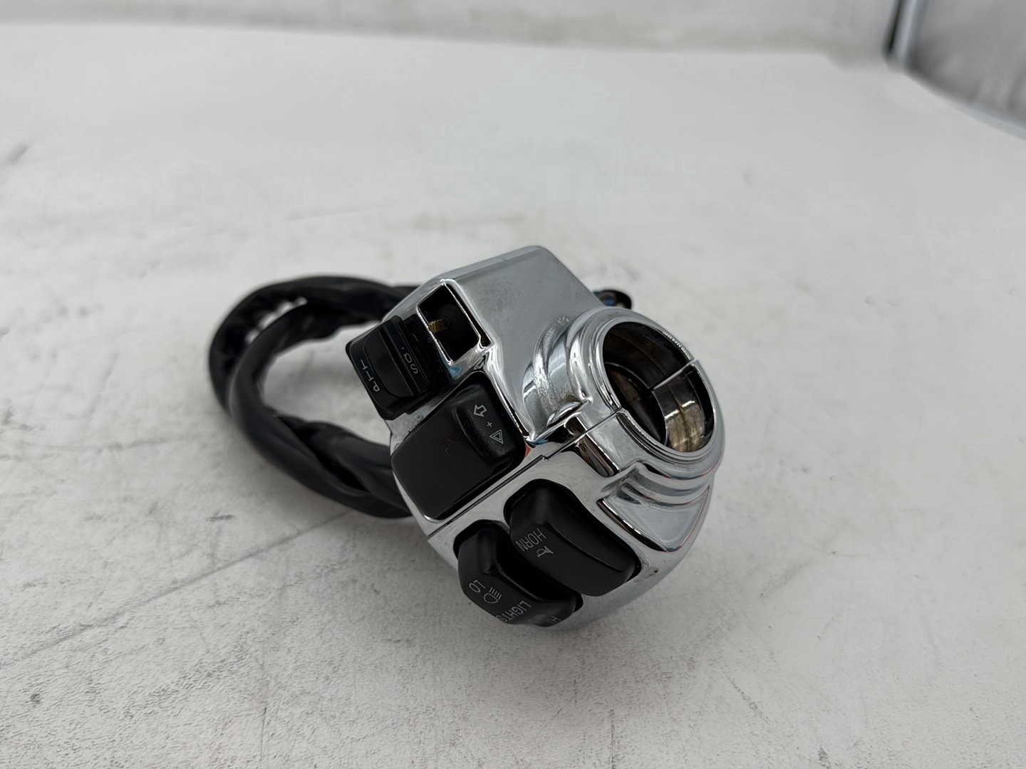 03 Harley Electra Glide Touring Ultra Left Turn Signal Headlight Switch Controls