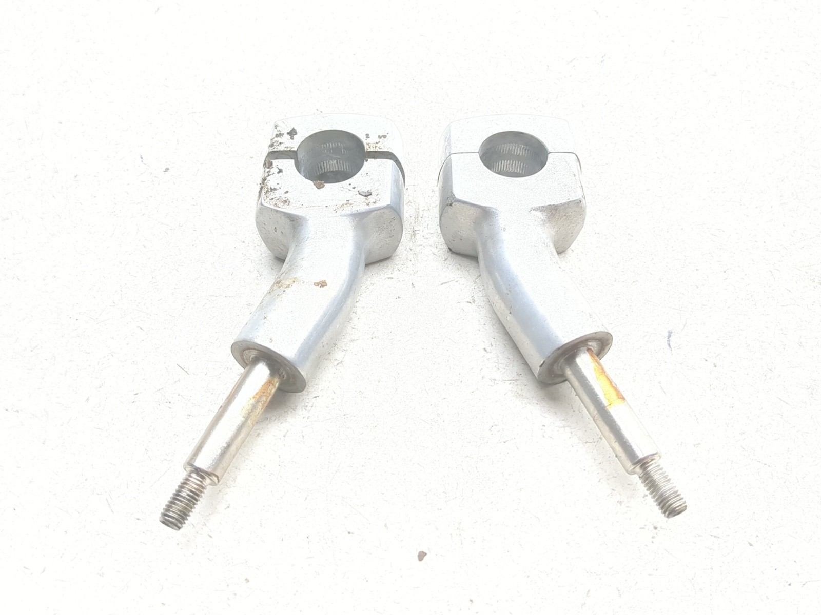 94-03 Honda Magna 750 VF750C Front Left Right Handlebar Riser Set 53231-MM8-000