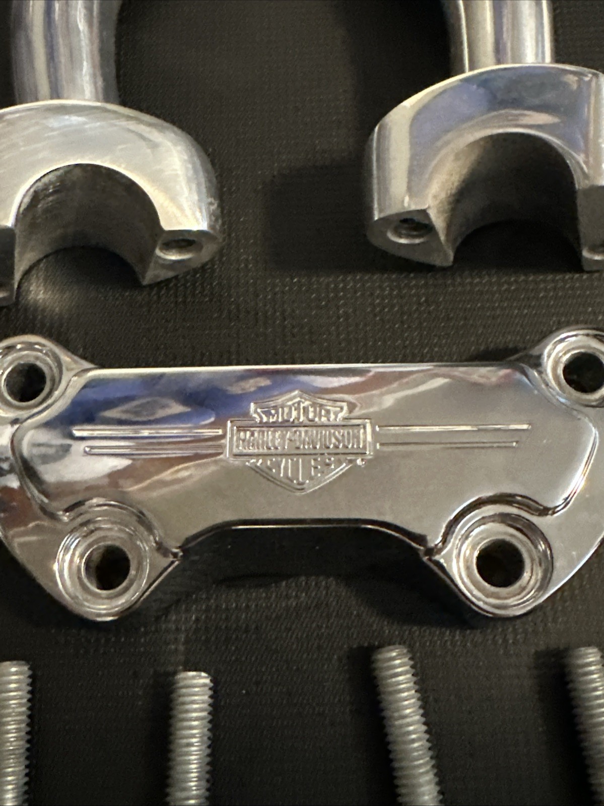 HARLEY SPORTSTER DYNA SOFTAIL 5″ HANDLEBAR RISERS W/TOP CLAMP 56568-86 56066-82A