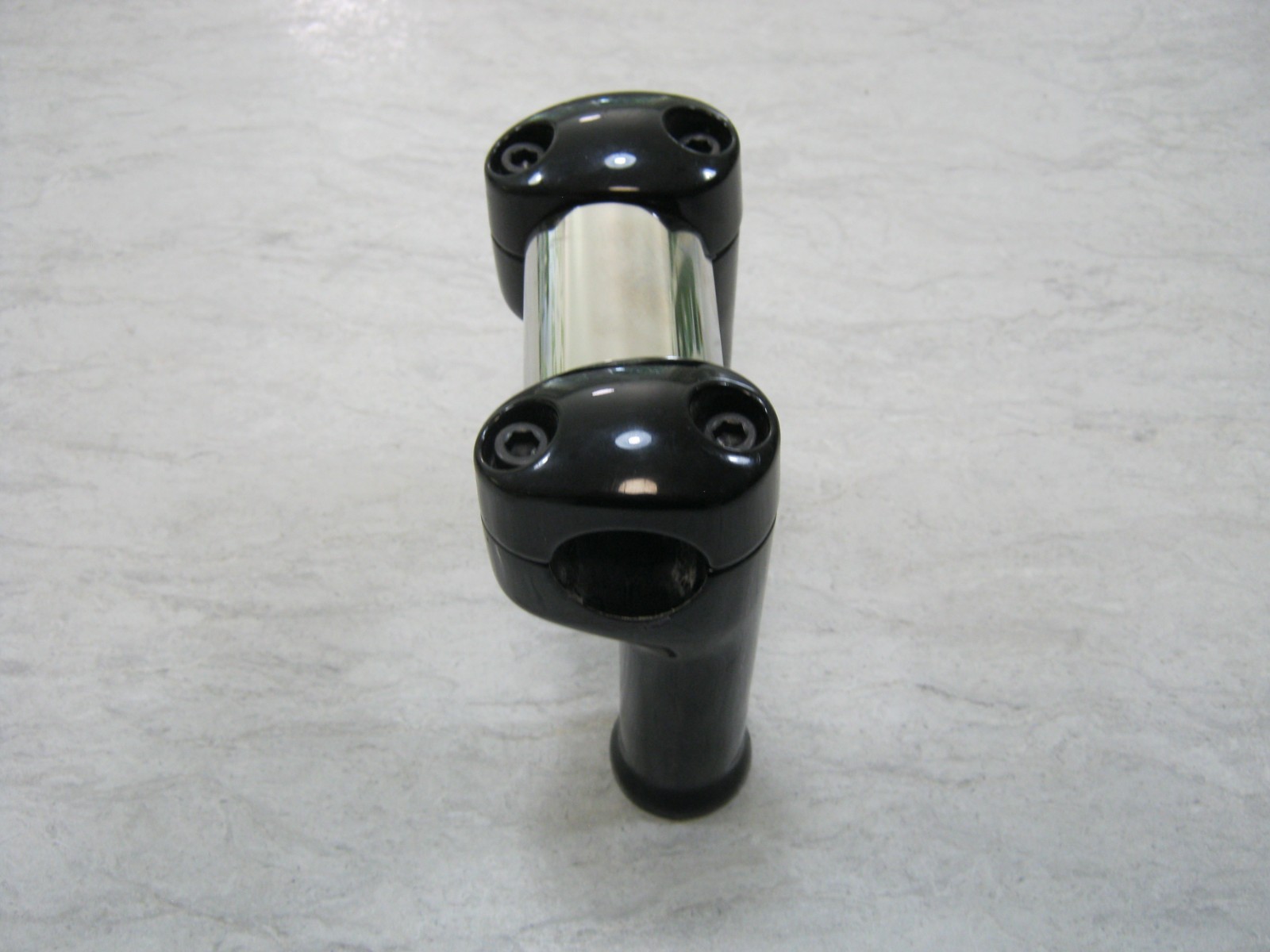 Genuine Harley-Davidson 5 Inch Risers for 1-1/4 Inch Handlbars Part 55856 08