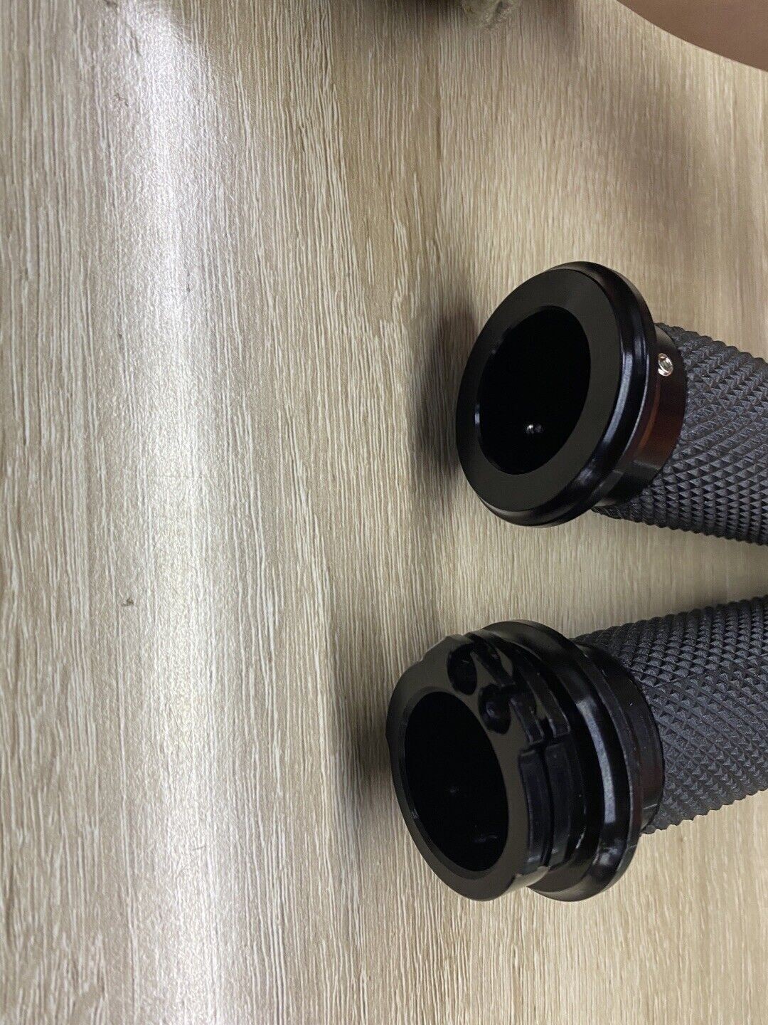 1″ Inch Motorcycle Handle Bar Hand Grips For Harley Honda Yamaha Kawasaki Jkzoab