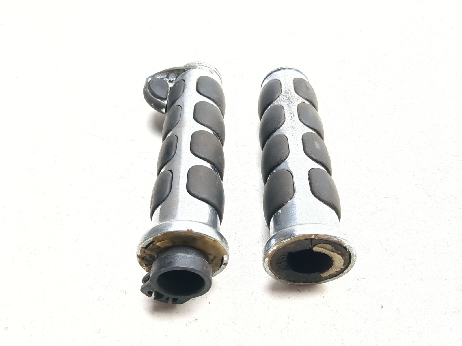 88-00 Honda GL1500 SE Goldwing Front Kuryakyn ISO Grips Left Right