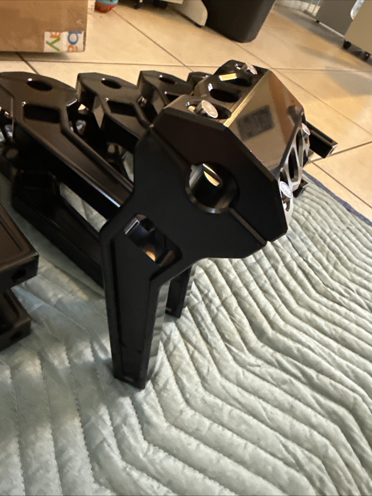LA Choppers Risers 8″x 1″ Clamping Black Anodized Pullback LA-7471-08B Harley