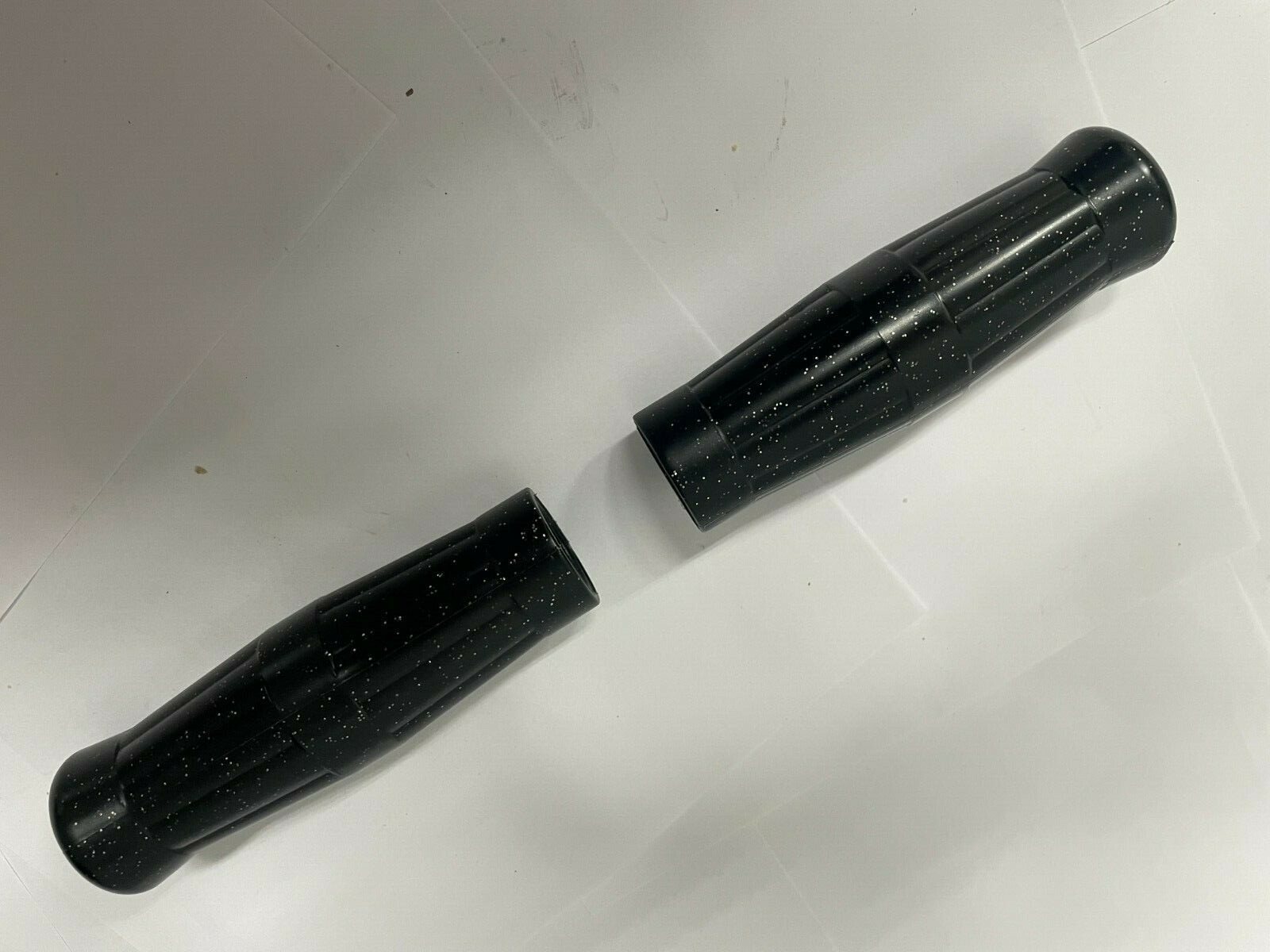Honda Vintage style black Metal flake coke bottle street bike Grips 7/8″ 130MM